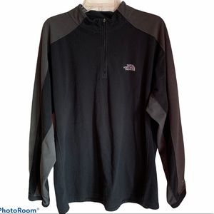 North Face Black and gray half zip sweatshirt XL